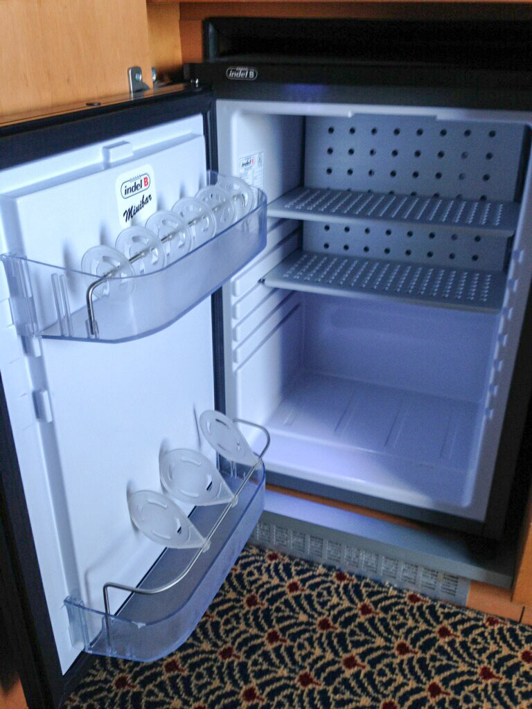 Disney-Wonder-Indel-B-Minibar-Refrigerator.jpg