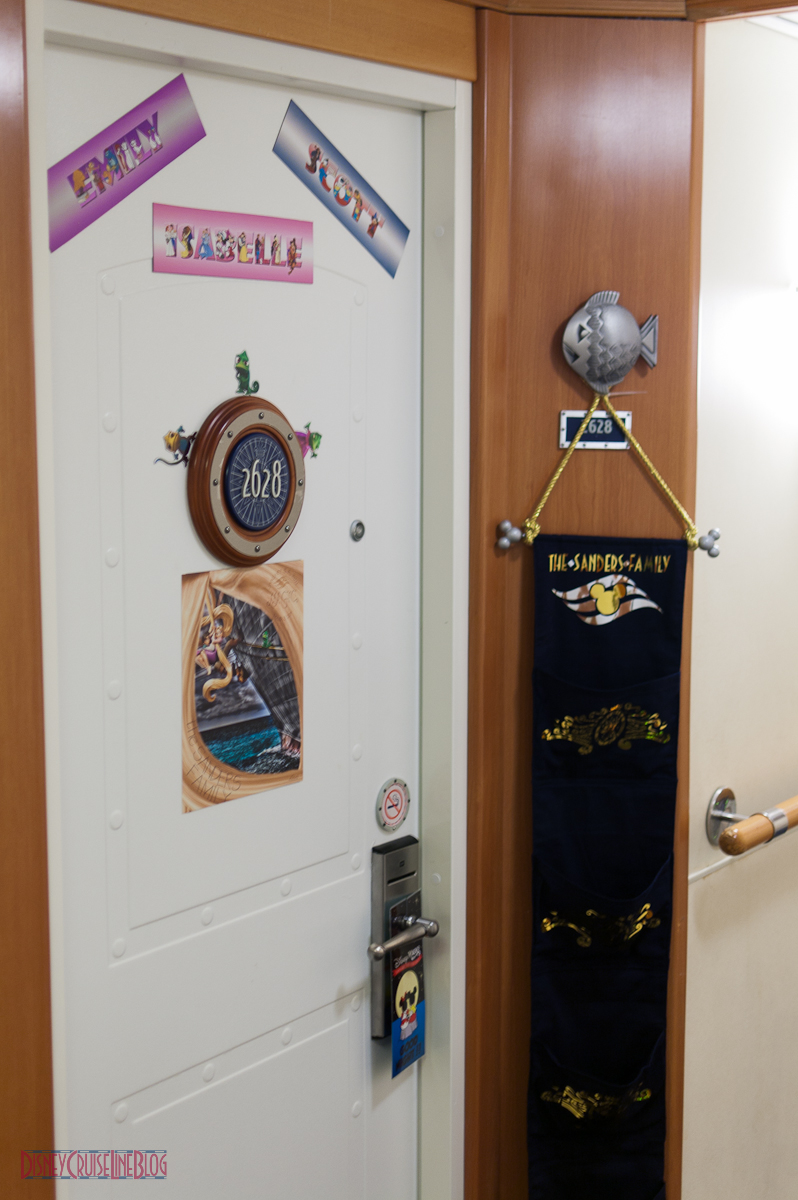 https://disneycruiselineblog.com/2012/10/decorating-your-stateroom-door-with-custom-magnets/magic-stateroom-2628-fish-extender-door-magnets/