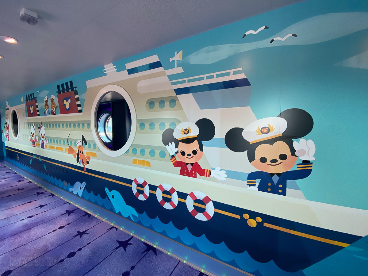 Τοιχογραφία του Disney Wish Oceaneer Club