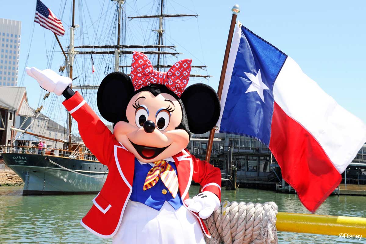 Minnie Mouse Visits Galveston, Texas