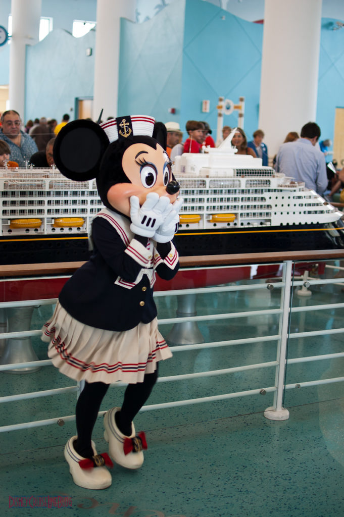 Minnie Mouse Port Canaveral Meet & Greet