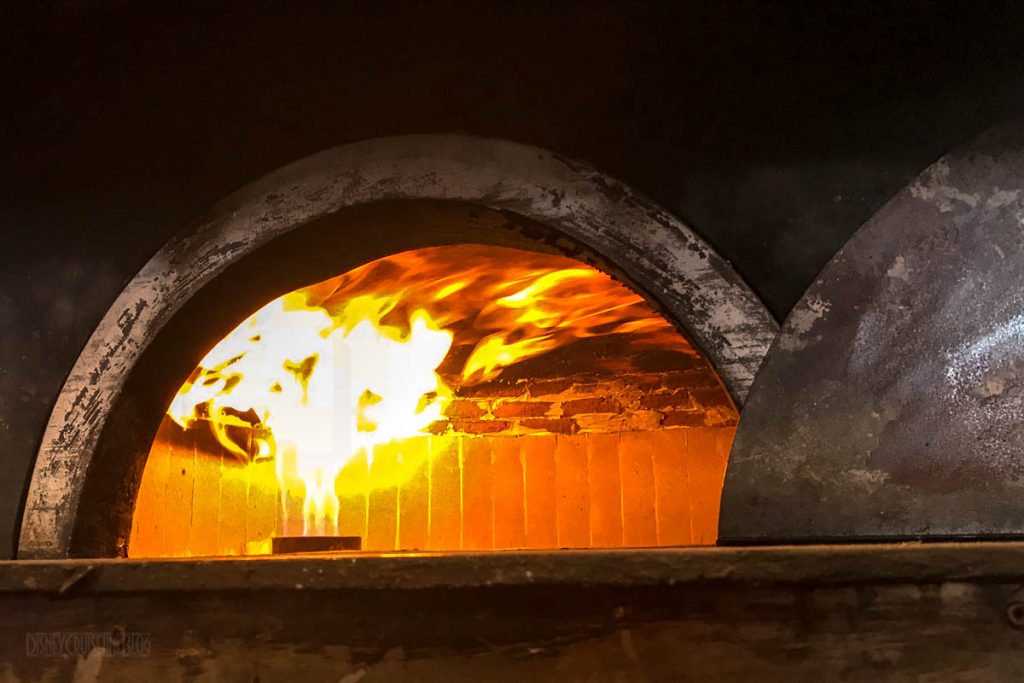 Naples Pizza Making