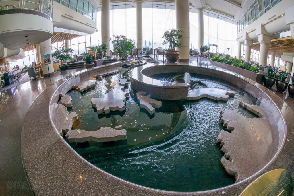 Pan Pacific Hotel Lounge Fountain