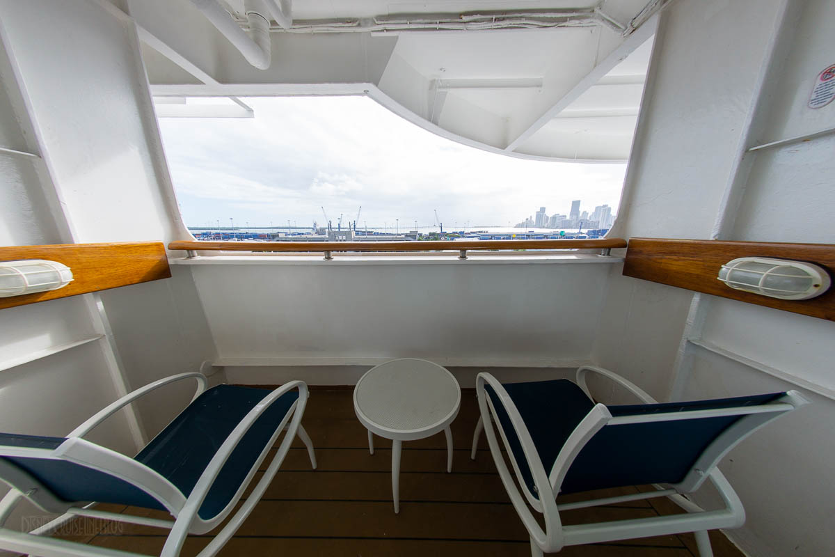 disney cruise deluxe oceanview stateroom with verandah