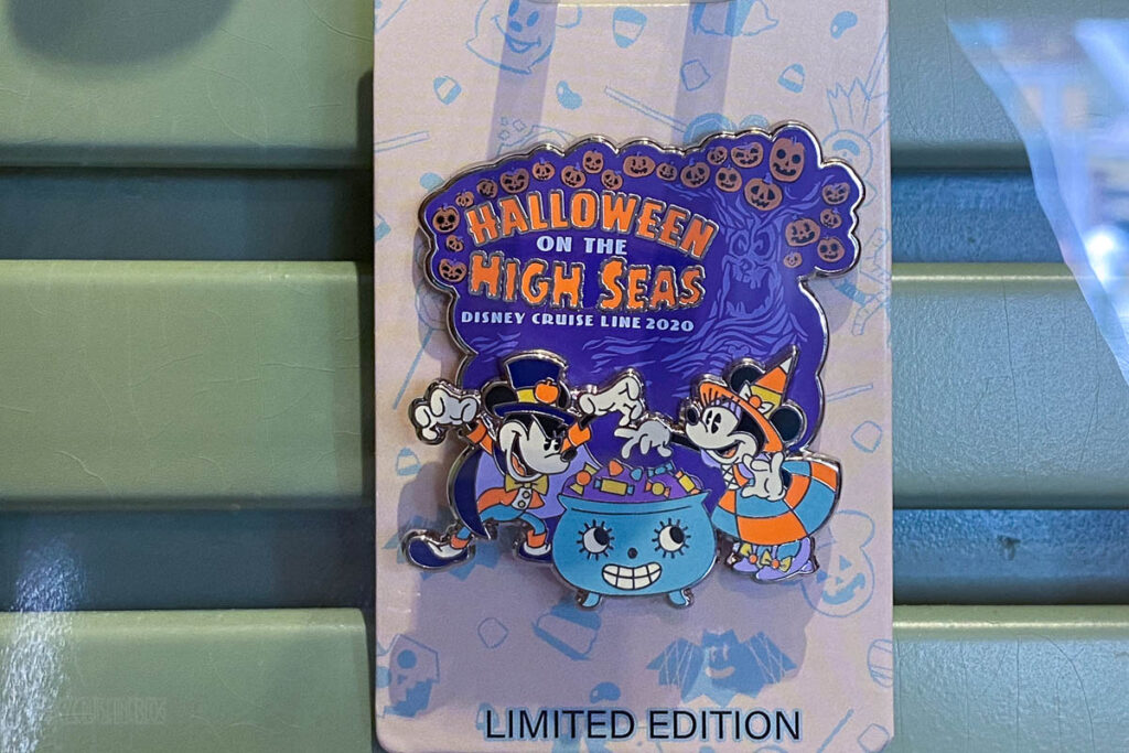 DCL HotHS 2020 Pin