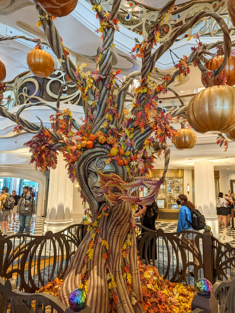 Disney Wish Pumpkin Tree Boo