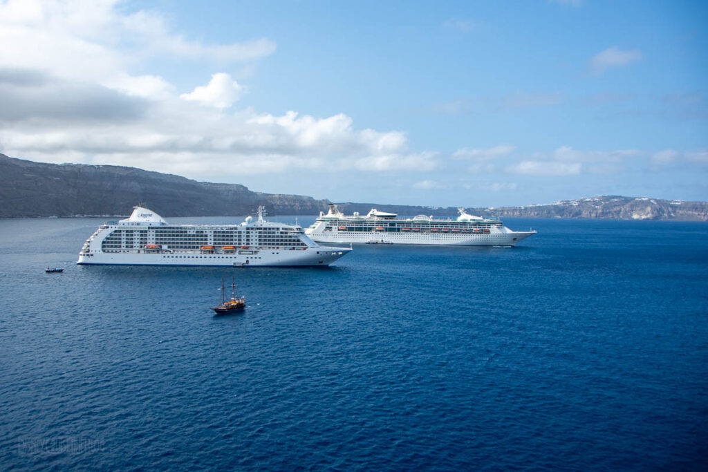 Santorini Cruise Ships