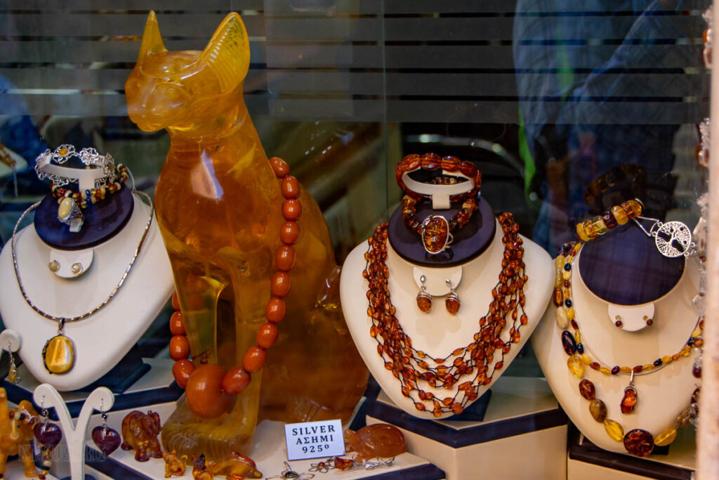 Chania Shopping KAHRAMAN Jewelry Shop Amber Cat