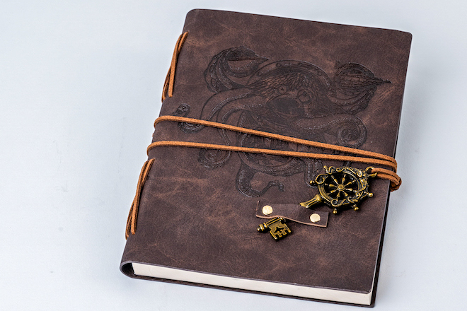 DCL Sea Trinkets Society Of Explorers And Adventurers Journal