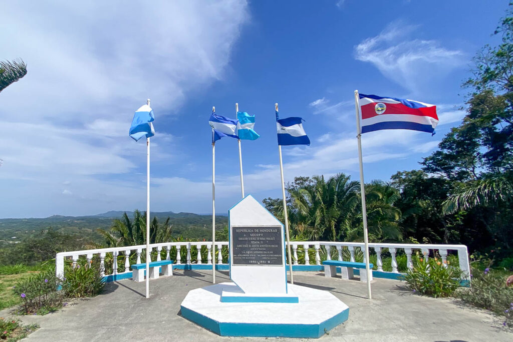 Roatan Honduras Roatán Airport Access Road Monument
