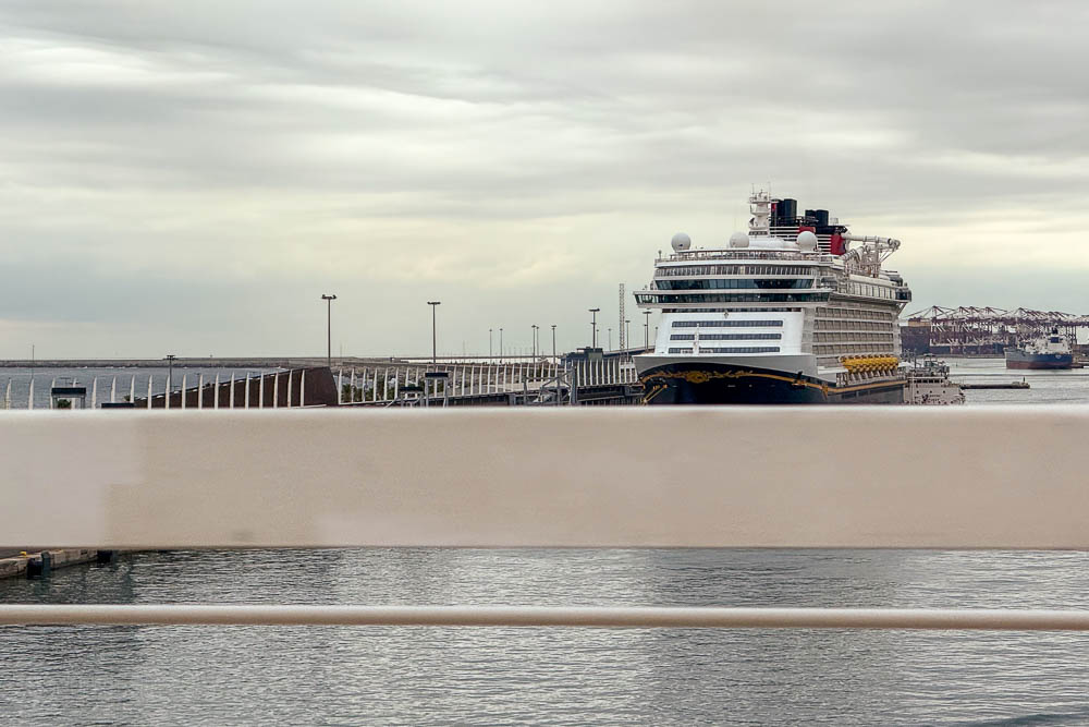 Barcelona Port Disney Fantasy