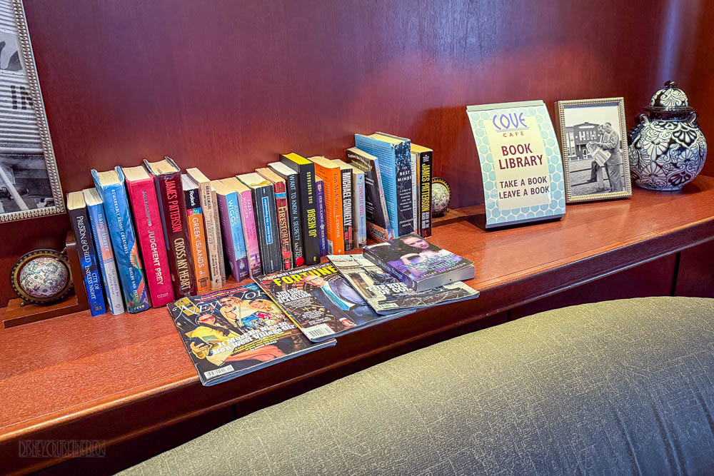 Fantasy Disney Fantasy Cove Cafe Book Library